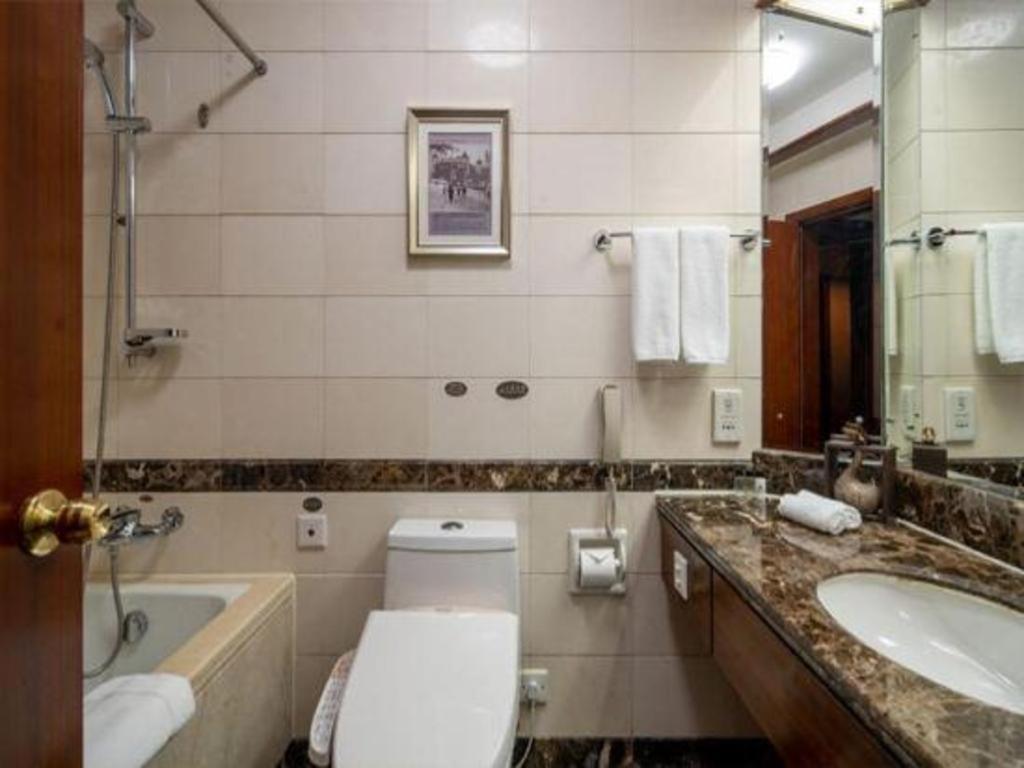 Yantai Golden Gulf Hotel מראה חיצוני תמונה