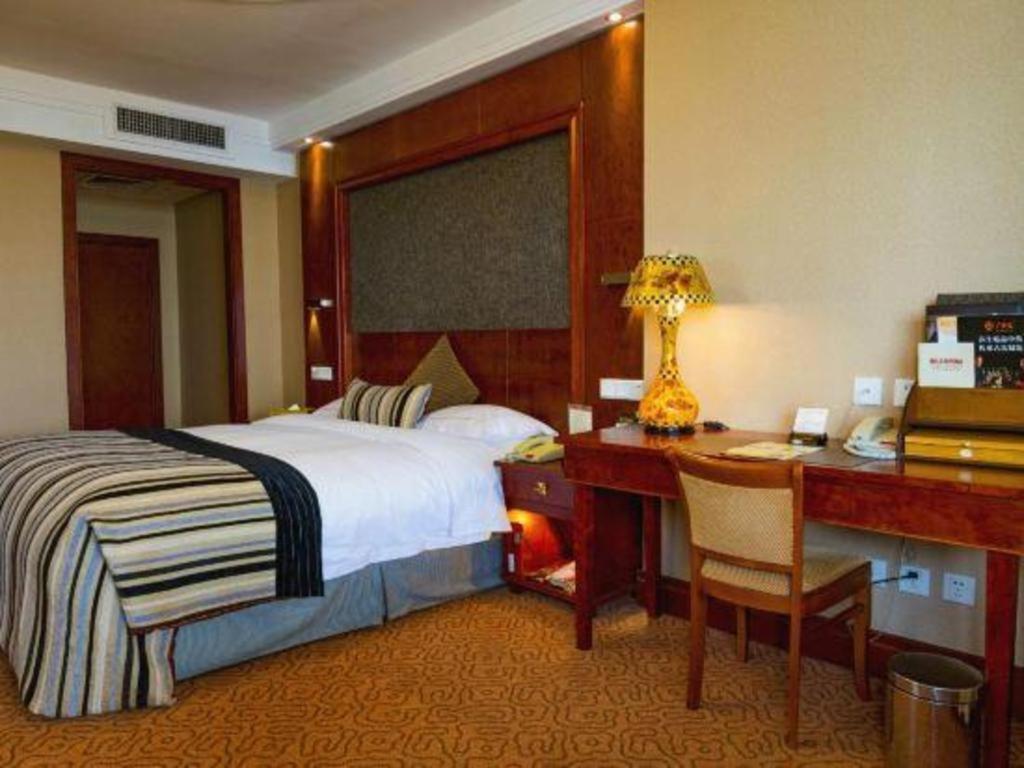 Yantai Golden Gulf Hotel מראה חיצוני תמונה