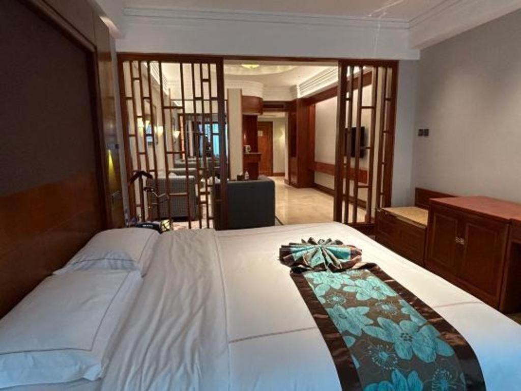 Yantai Golden Gulf Hotel מראה חיצוני תמונה